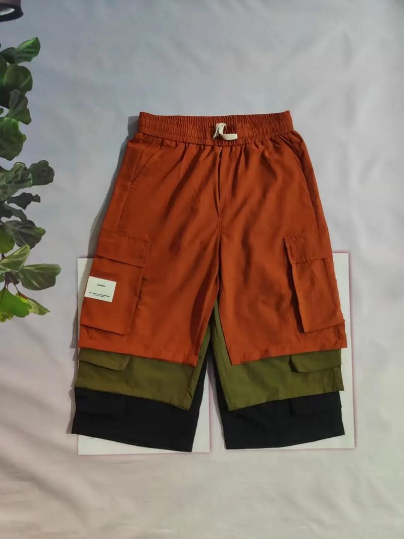 服装工厂现货大量供应 服饰批发的高效解决方案